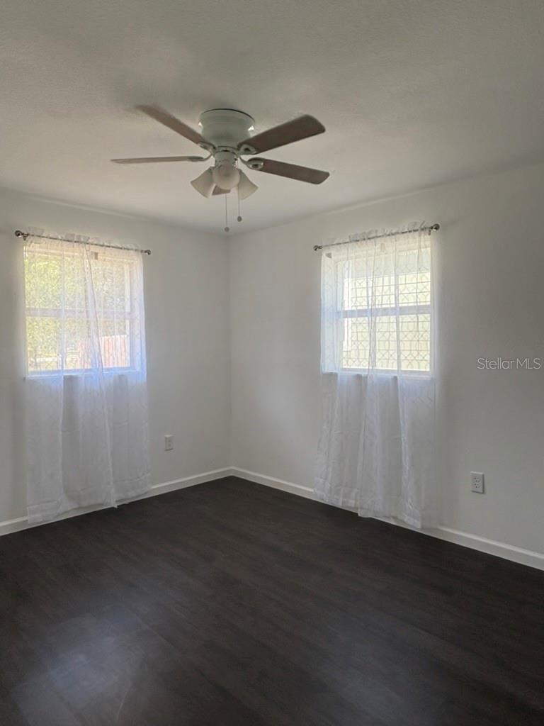 Image 7 of 16 For 514 Showalter Avenue