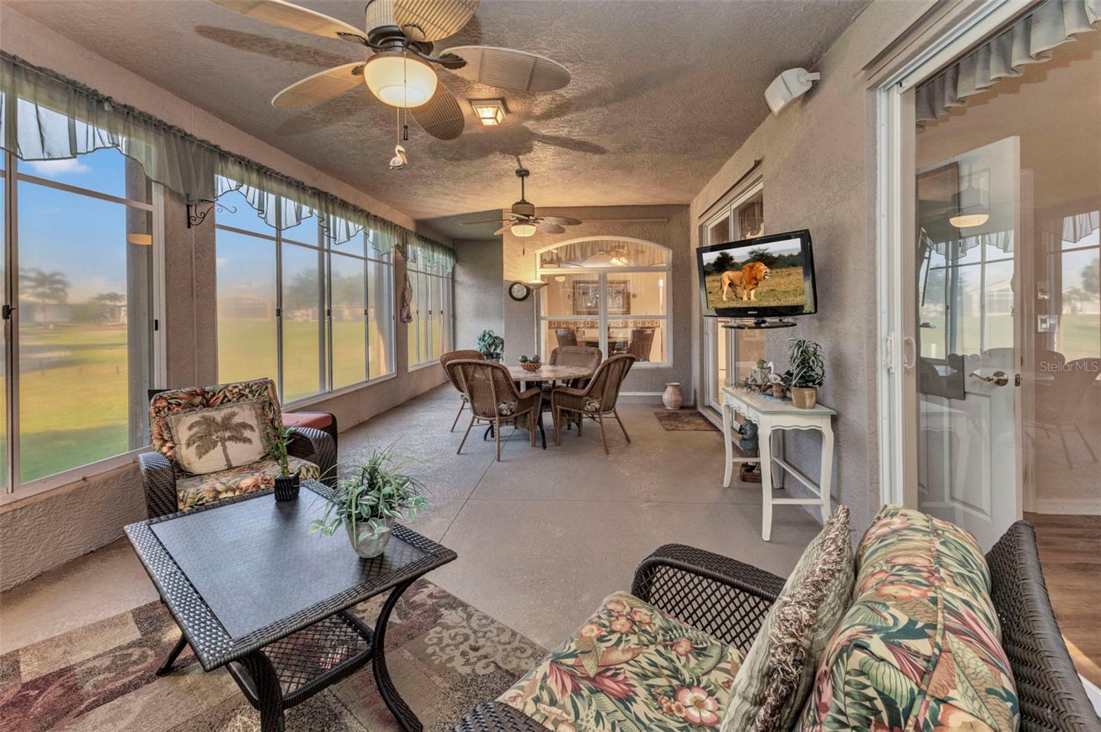 Image 10 of 47 For 24371 Folkstone Avenue