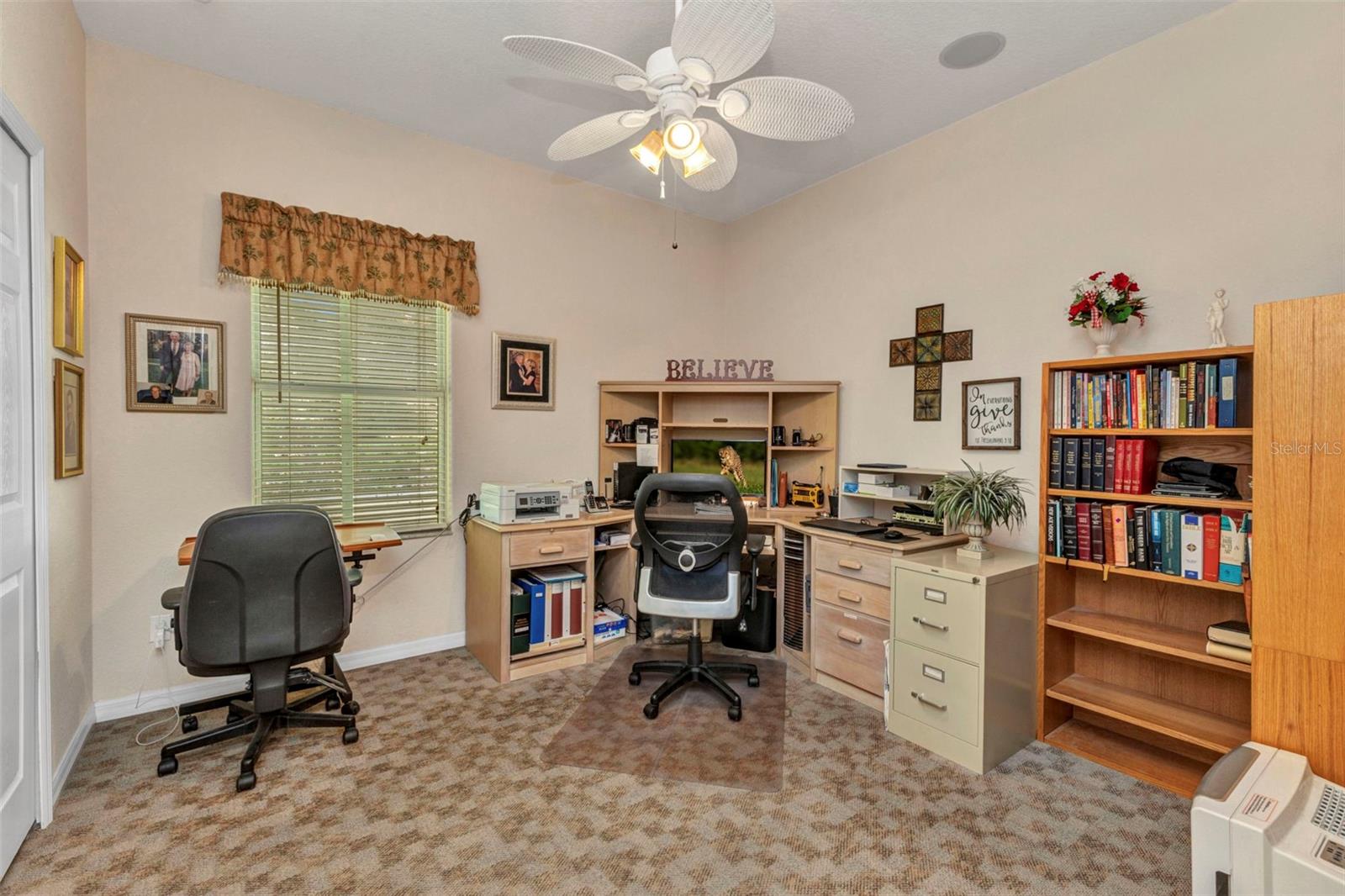 Image 21 of 47 For 24371 Folkstone Avenue