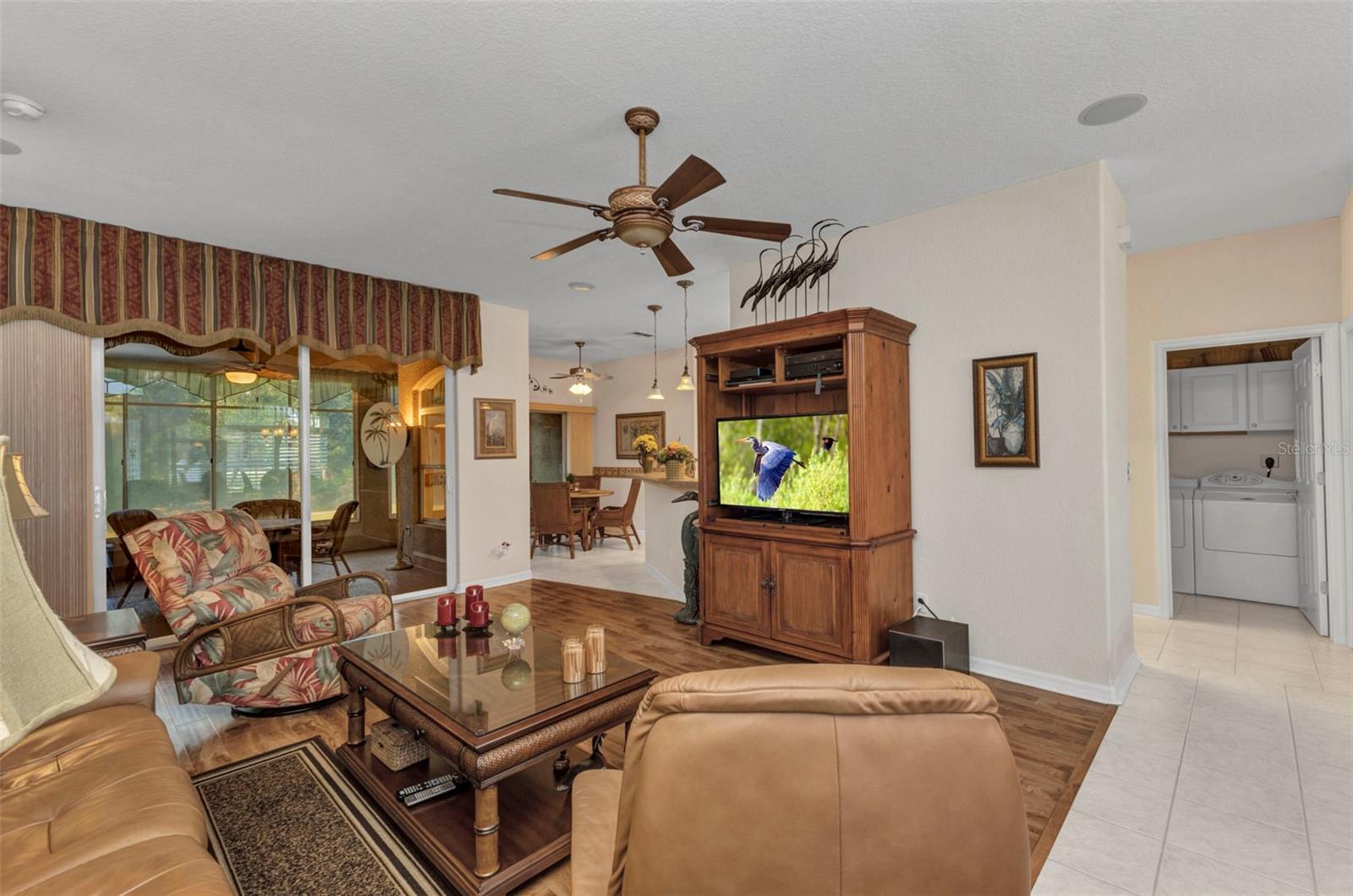 Image 6 of 47 For 24371 Folkstone Avenue