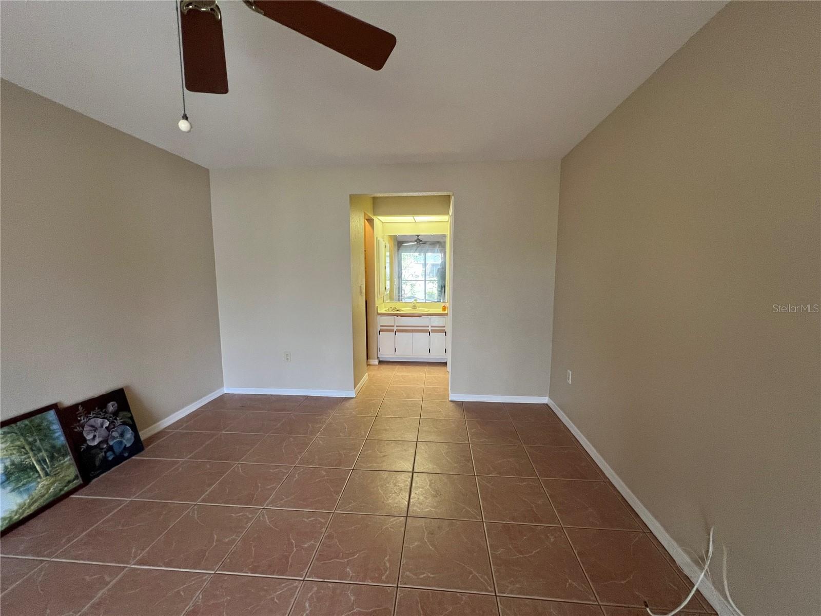Image 17 of 42 For 24540 Harborview Road H1
