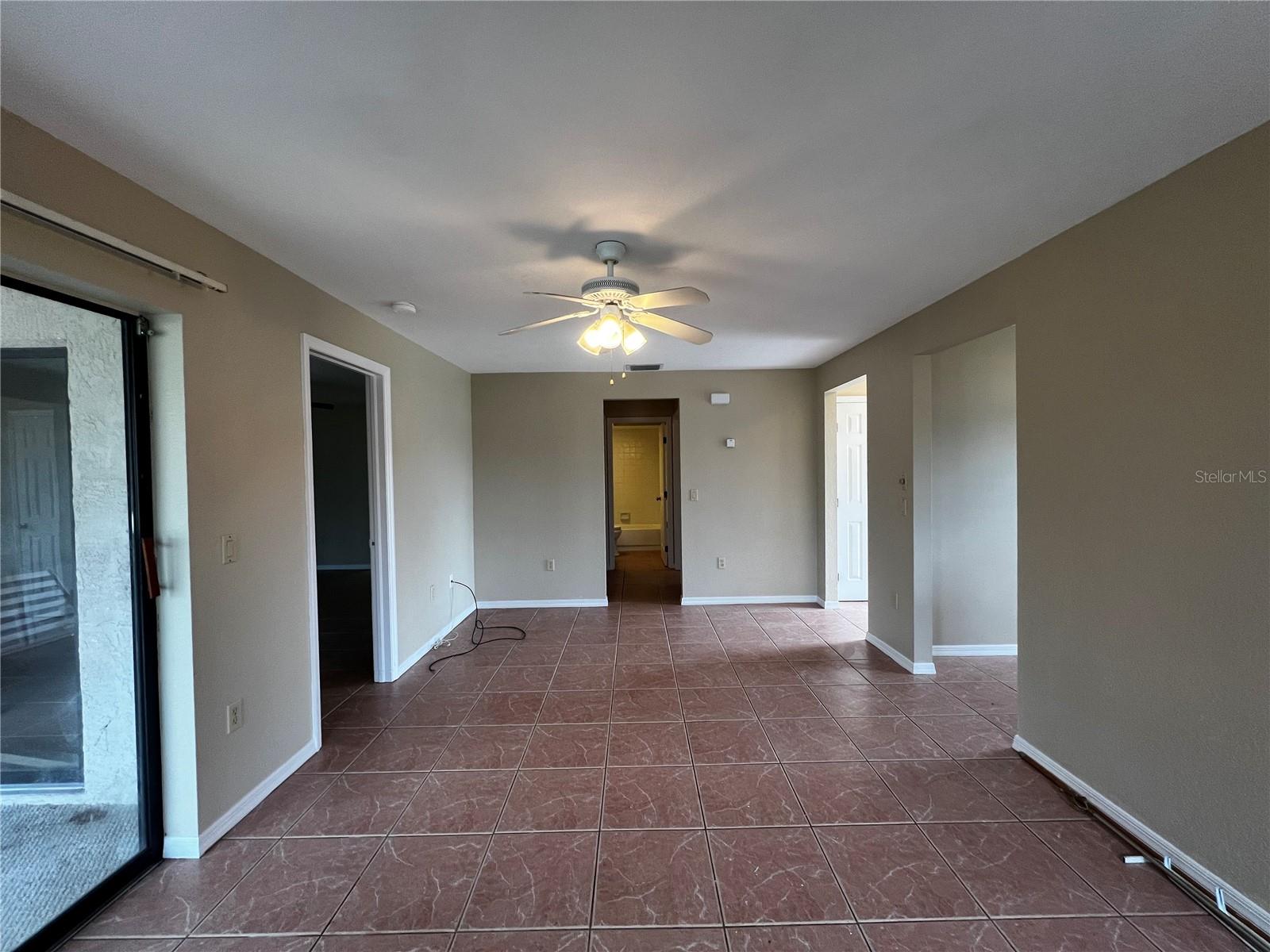Image 3 of 42 For 24540 Harborview Road H1