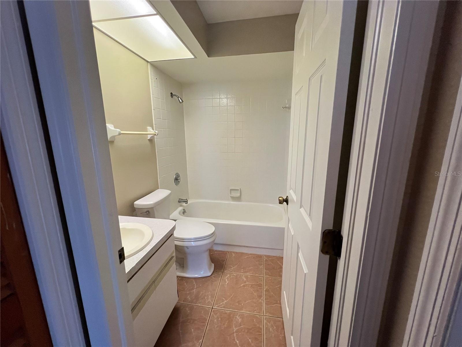 Image 33 of 42 For 24540 Harborview Road H1