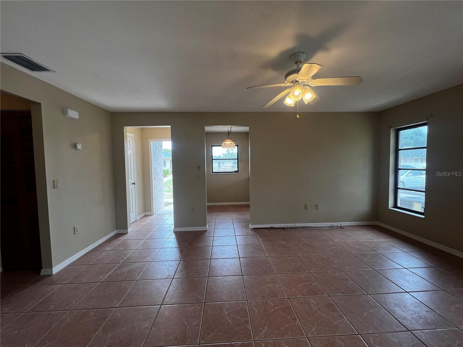 Image 4 of 42 For 24540 Harborview Road H1