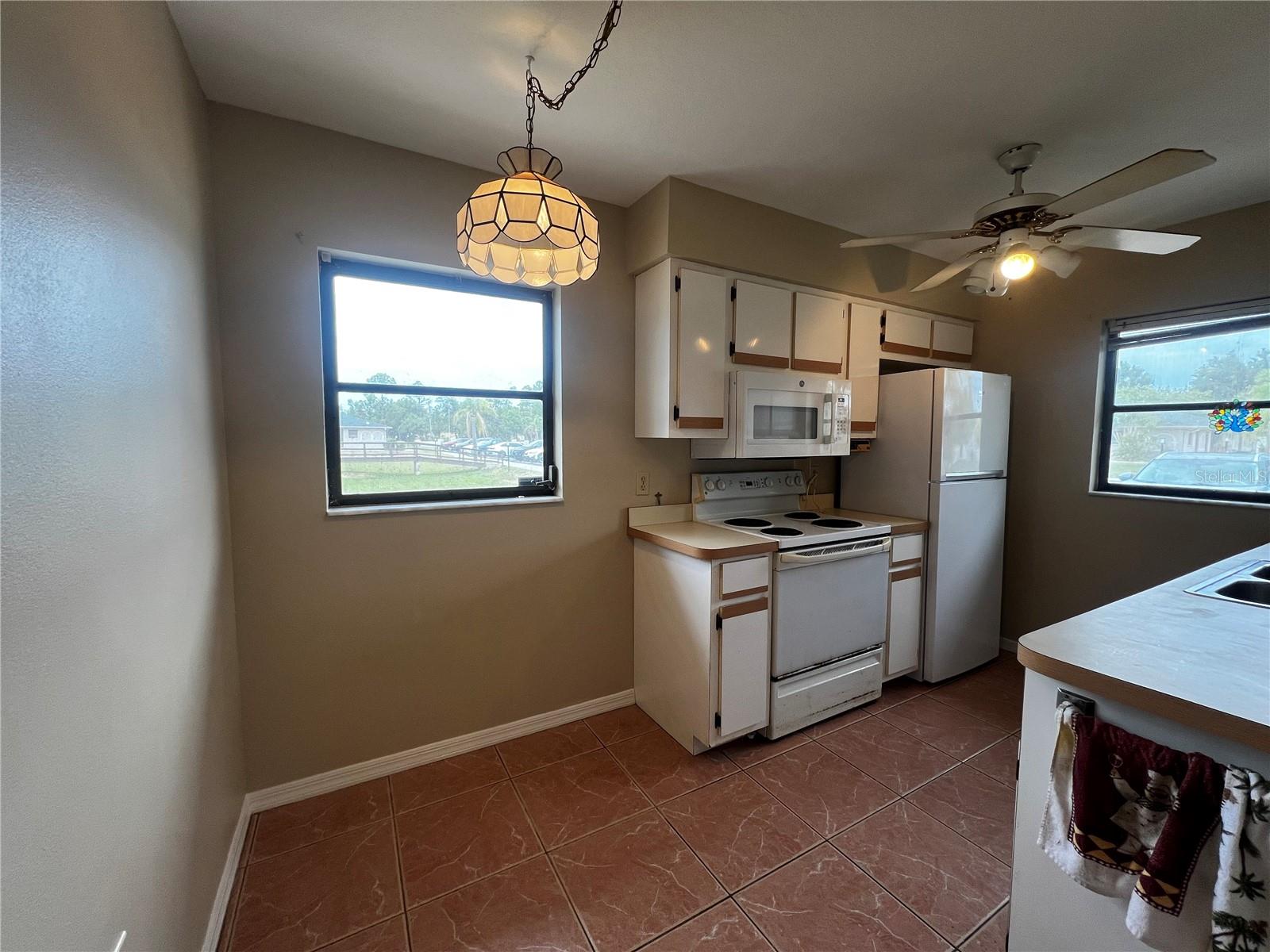 Image 9 of 42 For 24540 Harborview Road H1