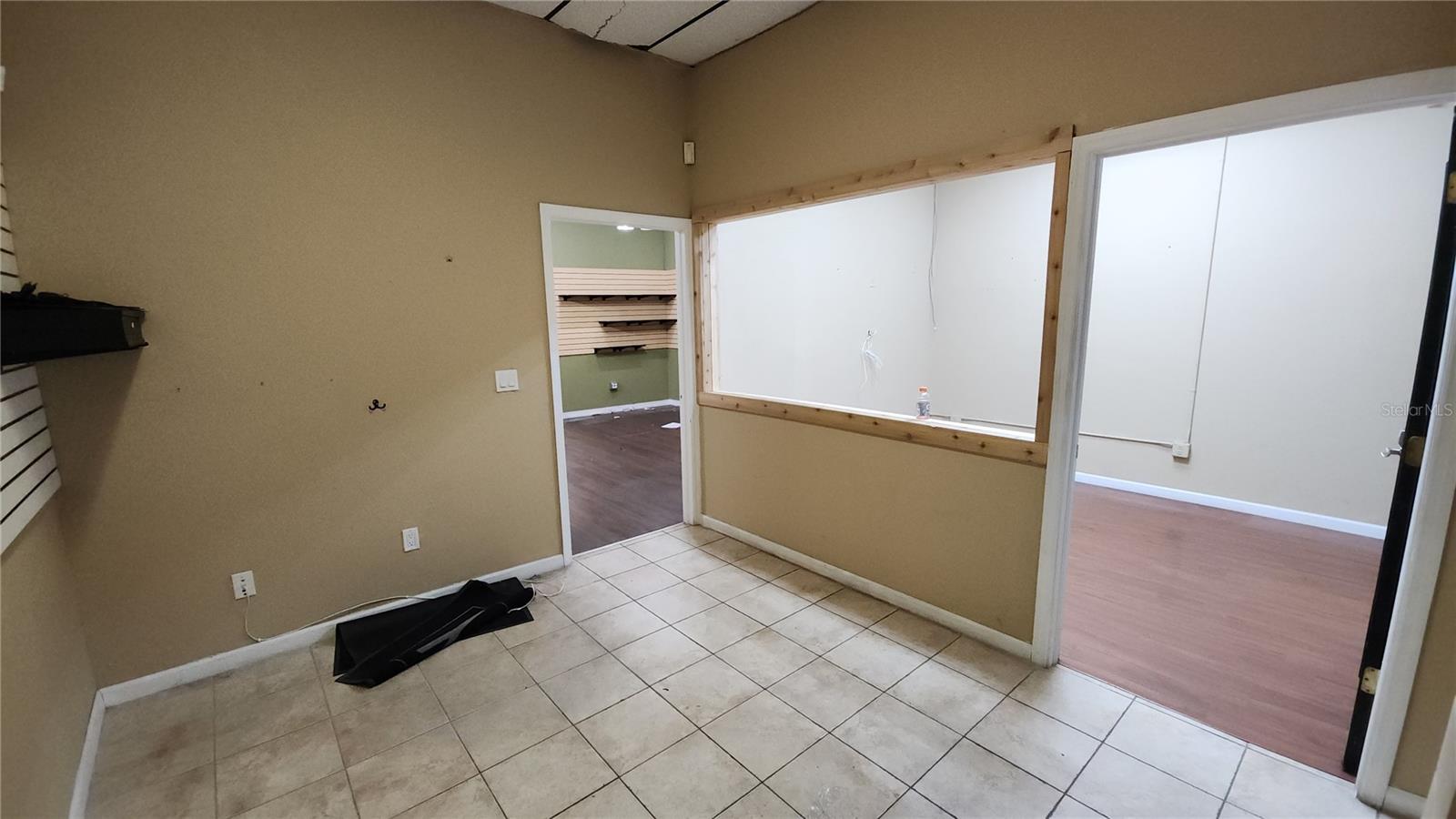 Image 14 of 18 For 1242 Market Circle B9