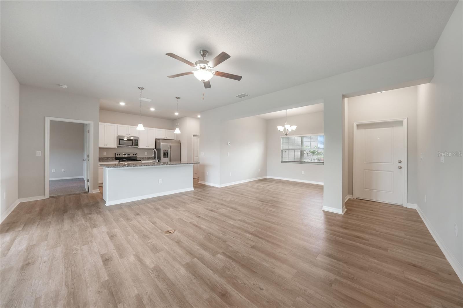 Image 3 of 35 For 18503 Ellen Avenue