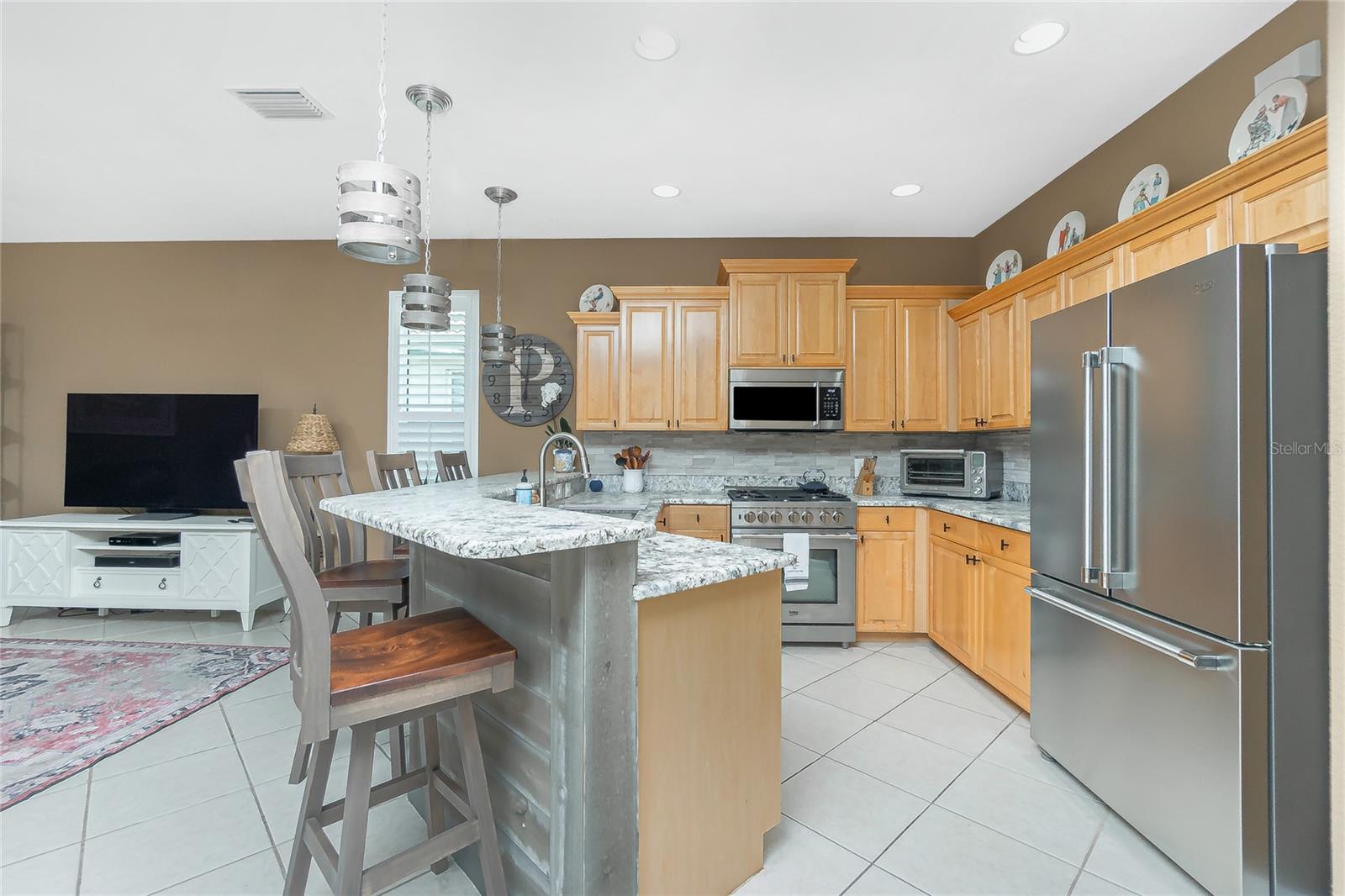Image 10 of 51 For 2913 Royal Palm Drive