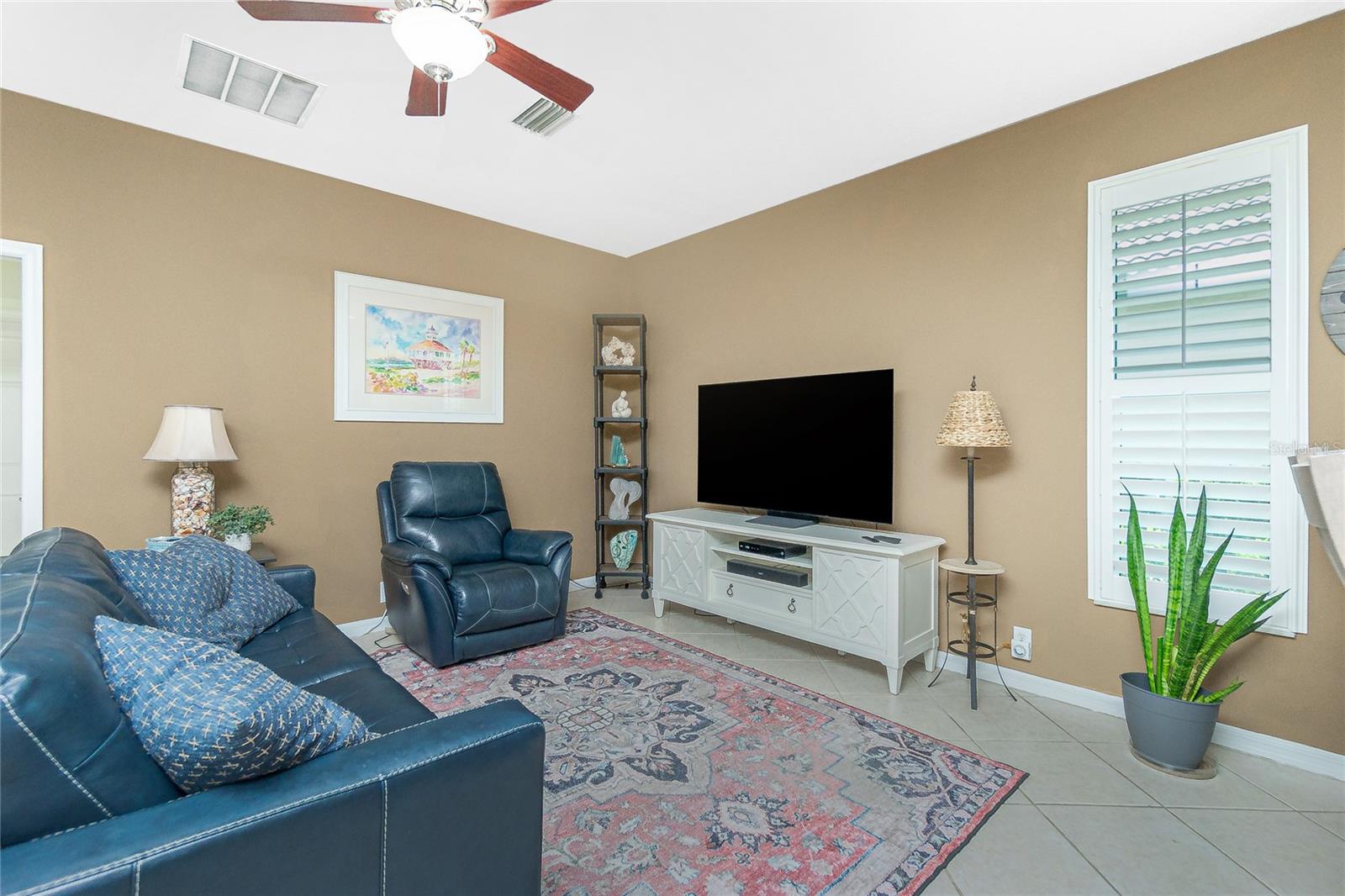 Image 13 of 51 For 2913 Royal Palm Drive