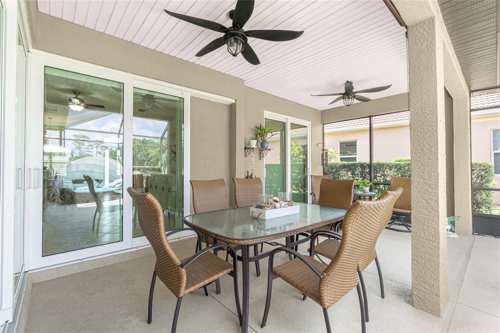 Image 28 of 51 For 2913 Royal Palm Drive