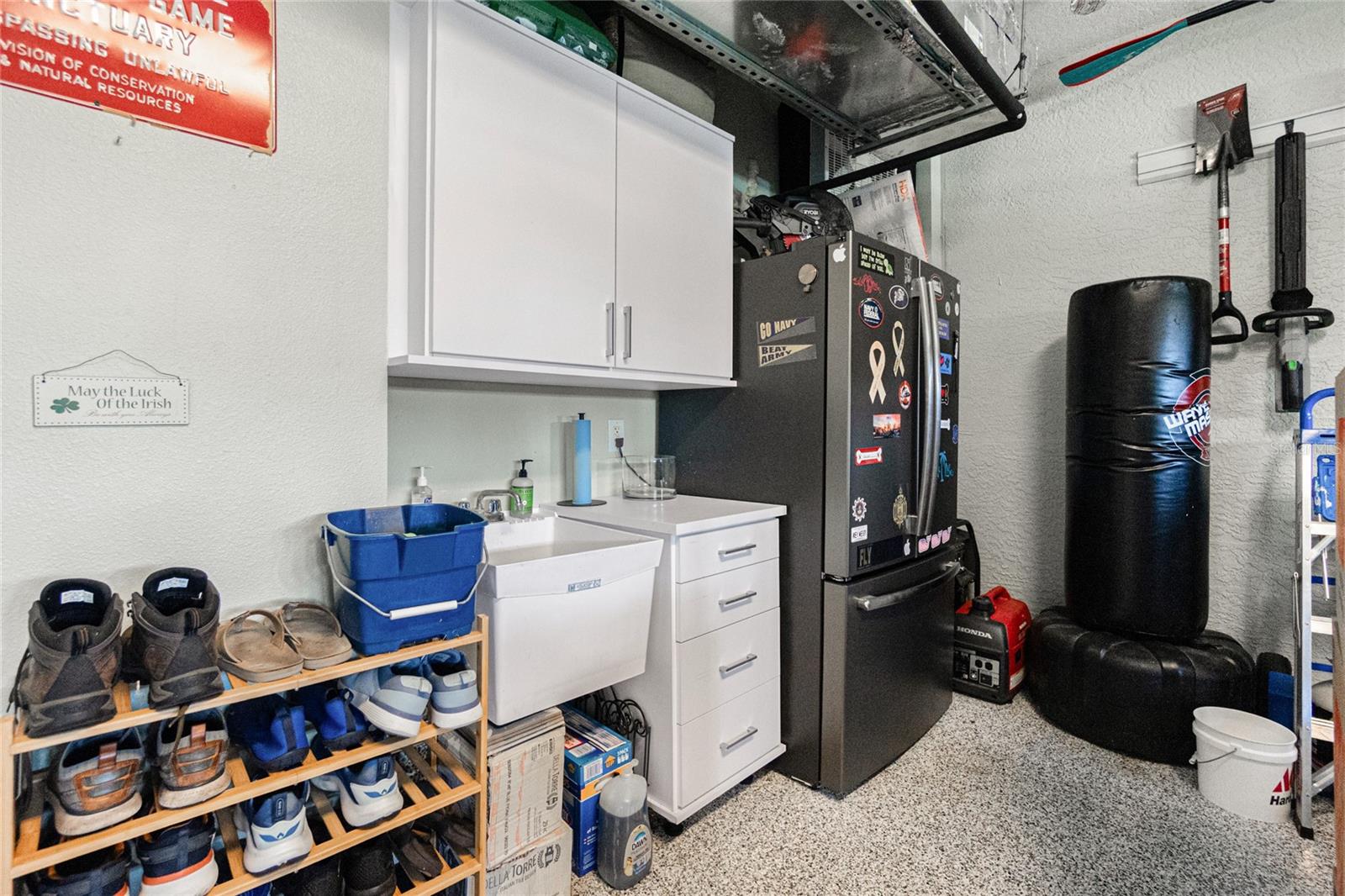 Image 36 of 51 For 2913 Royal Palm Drive
