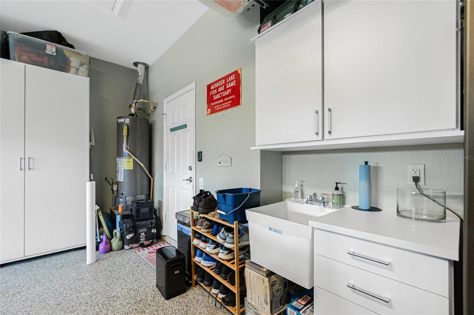 Image 37 of 51 For 2913 Royal Palm Drive