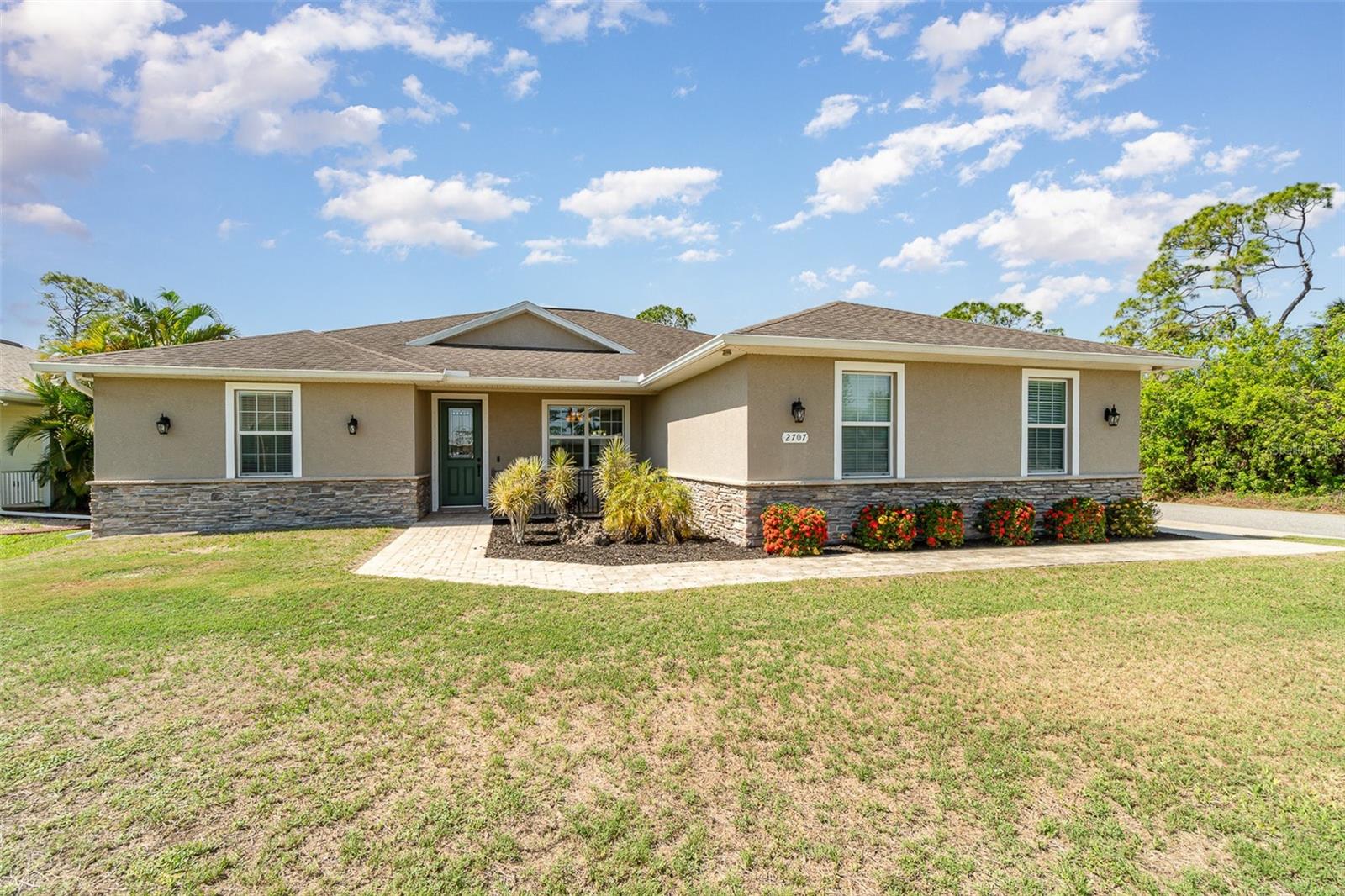 Details for 2707 Auburn Boulevard, PORT CHARLOTTE, FL 33948