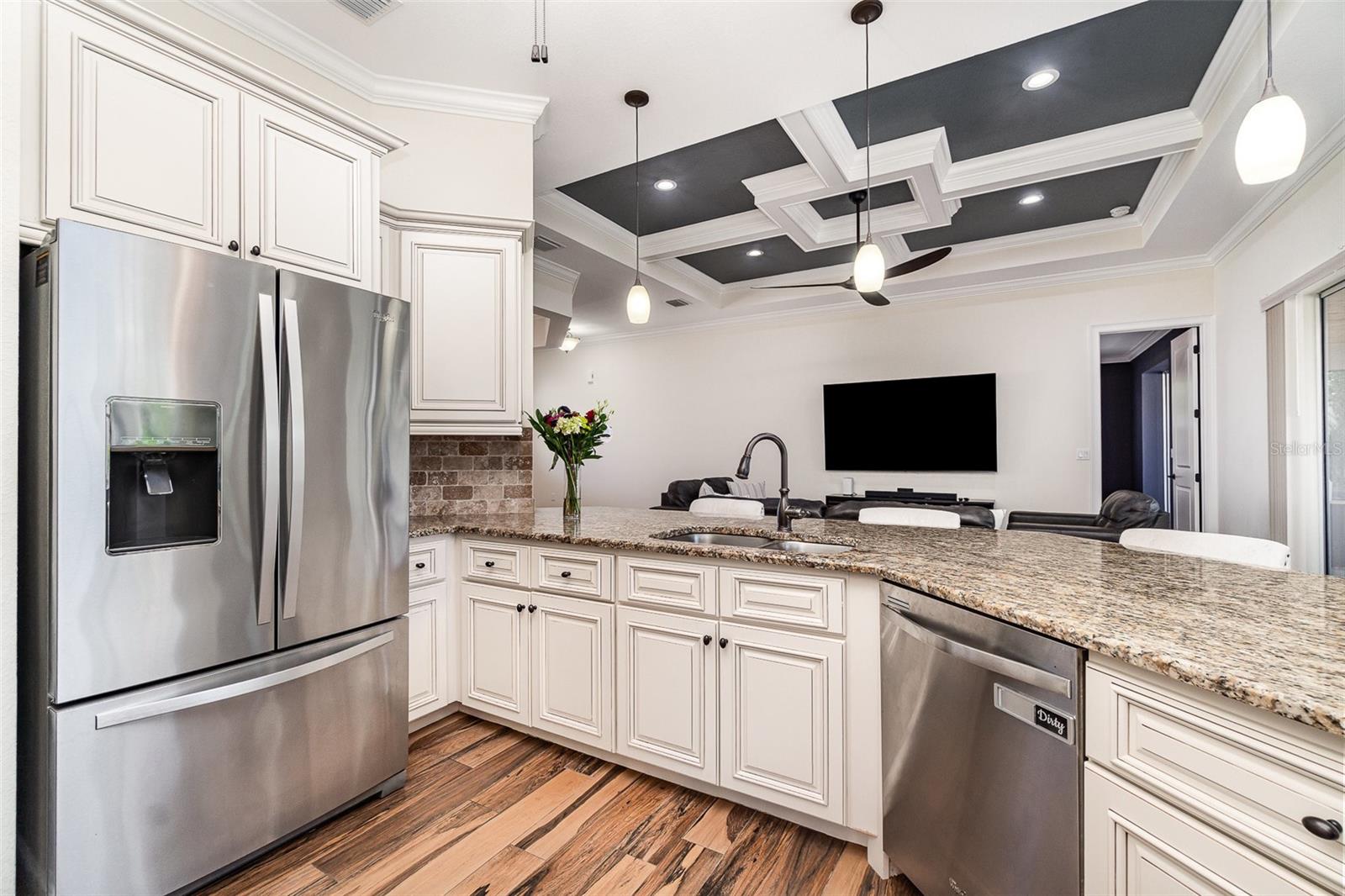 Image 11 of 28 For 2707 Auburn Boulevard