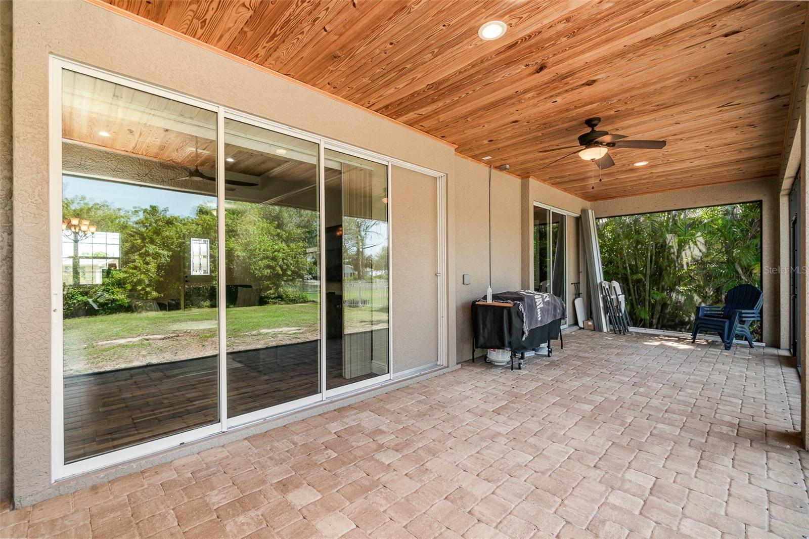 Image 22 of 28 For 2707 Auburn Boulevard