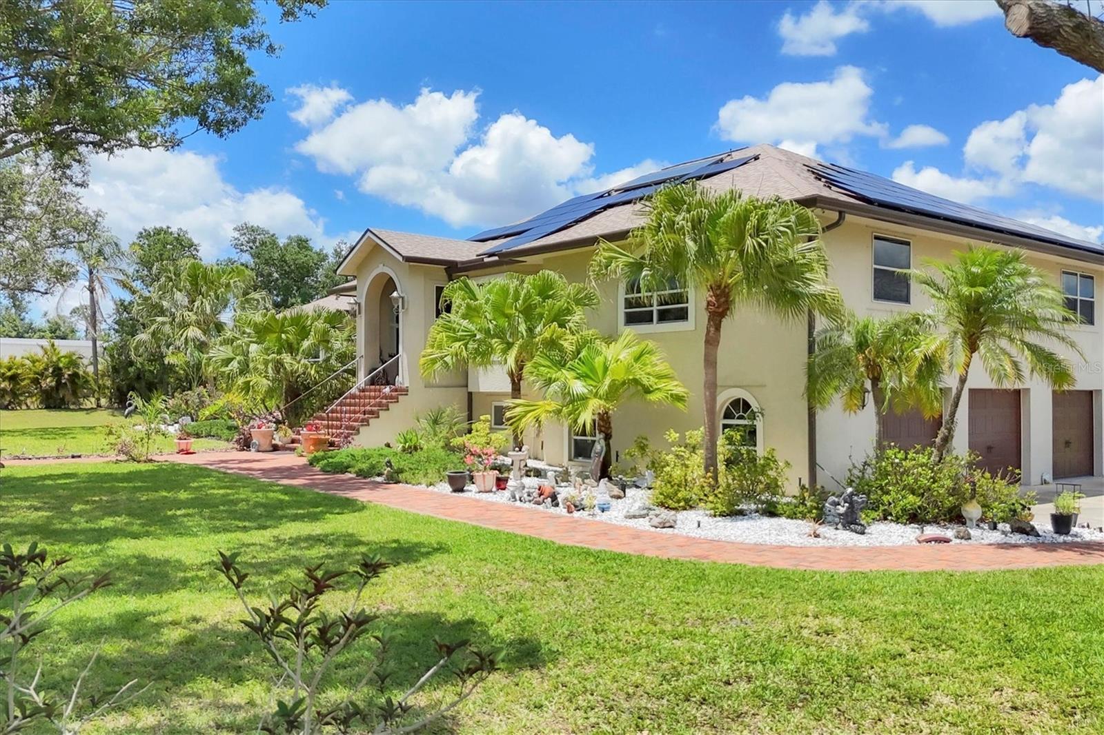 Image 8 of 59 For 6242 Tropicaire Boulevard