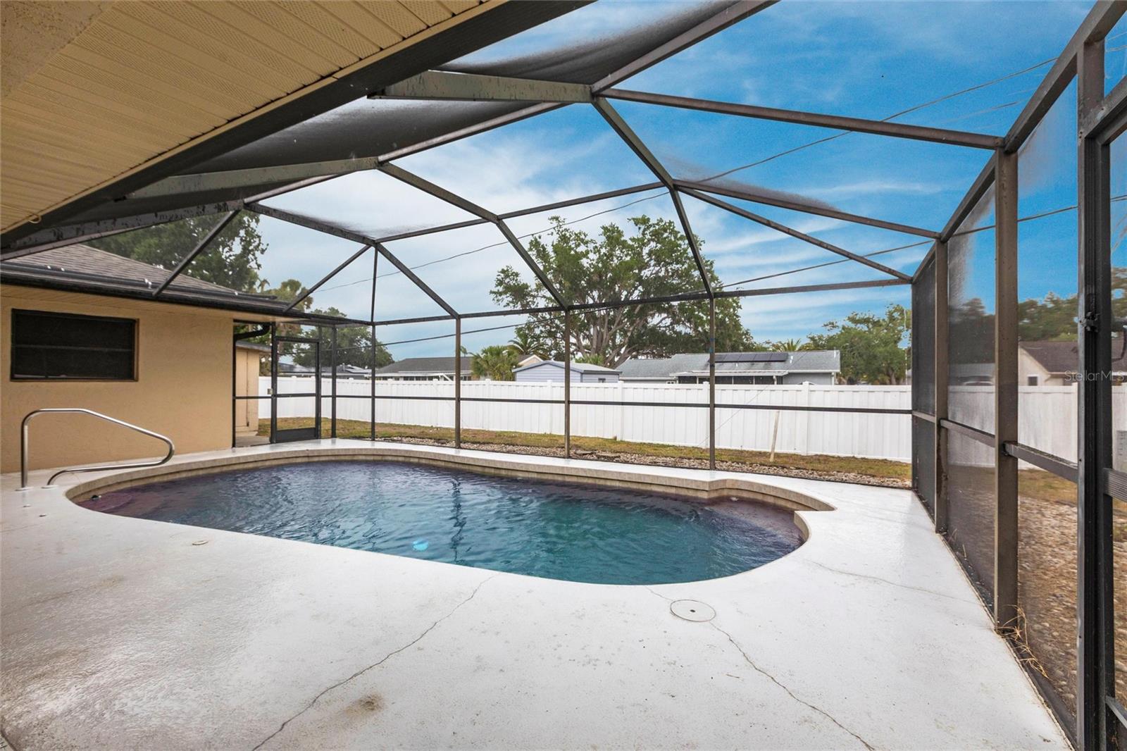 Image 32 of 40 For 4788 Abadan Street