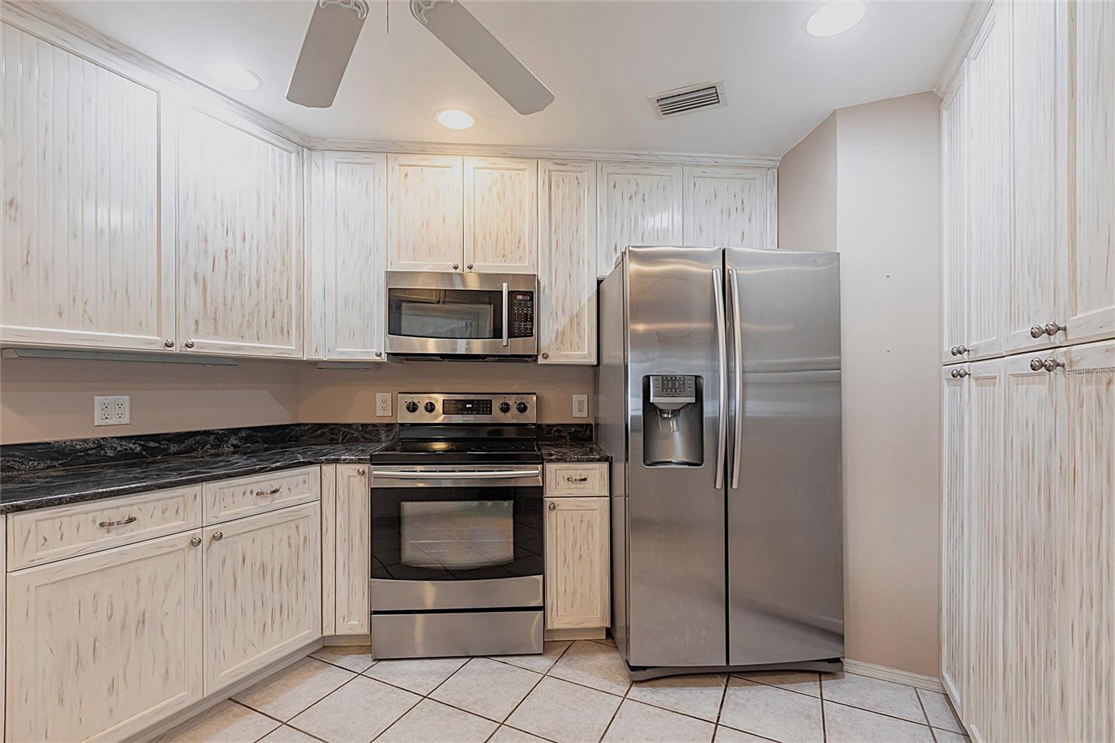 Image 9 of 40 For 4788 Abadan Street