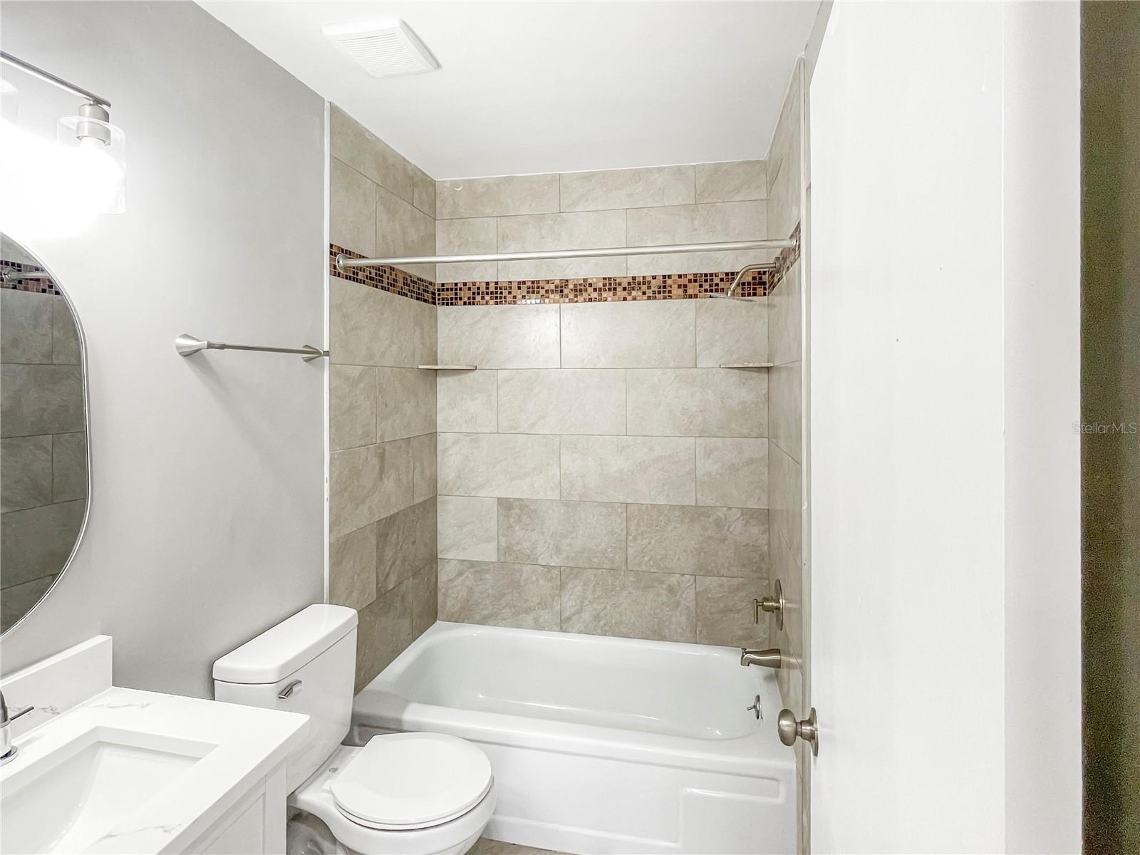 Image 14 of 25 For 3342 Avanti Circle
