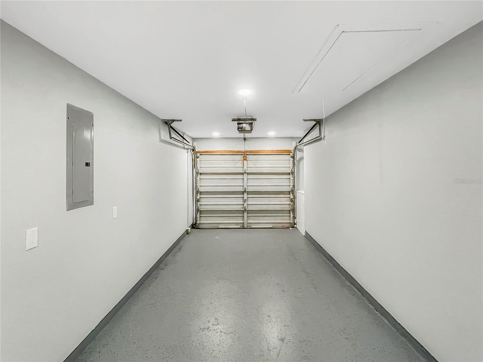 Image 15 of 25 For 3342 Avanti Circle