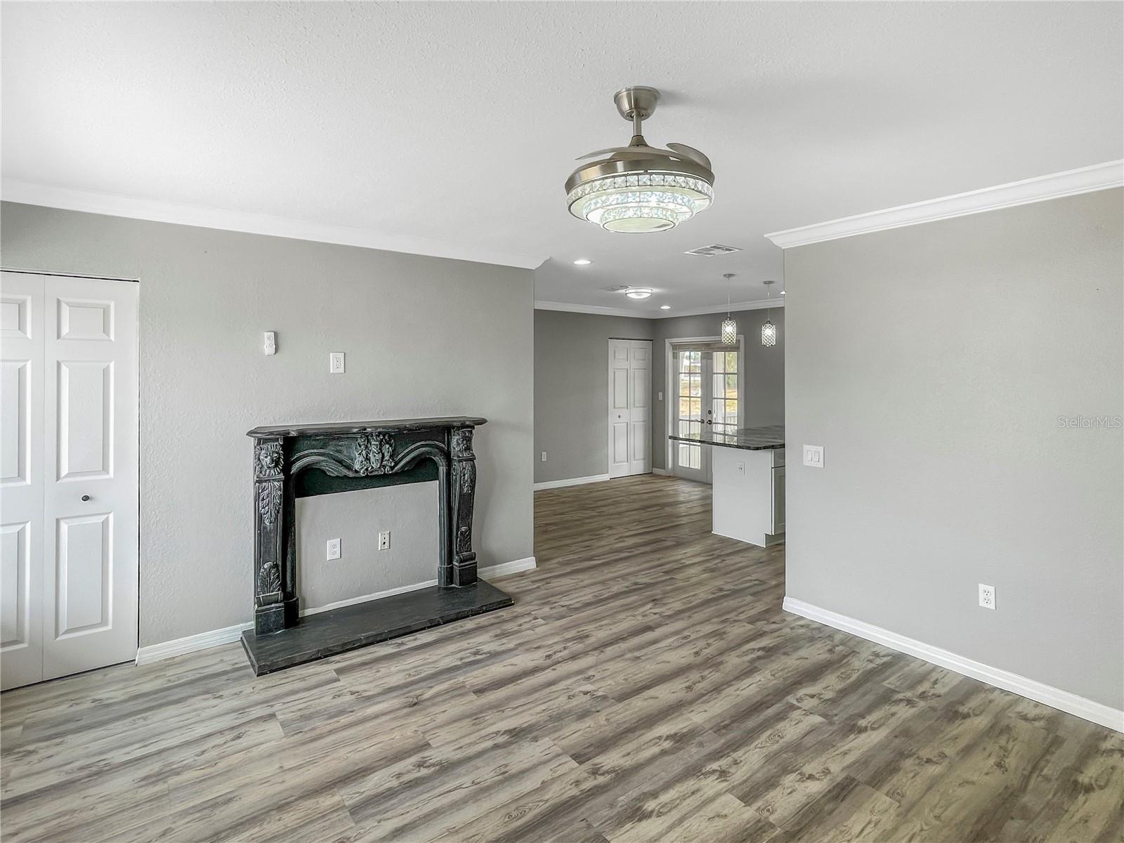 Image 5 of 25 For 3342 Avanti Circle