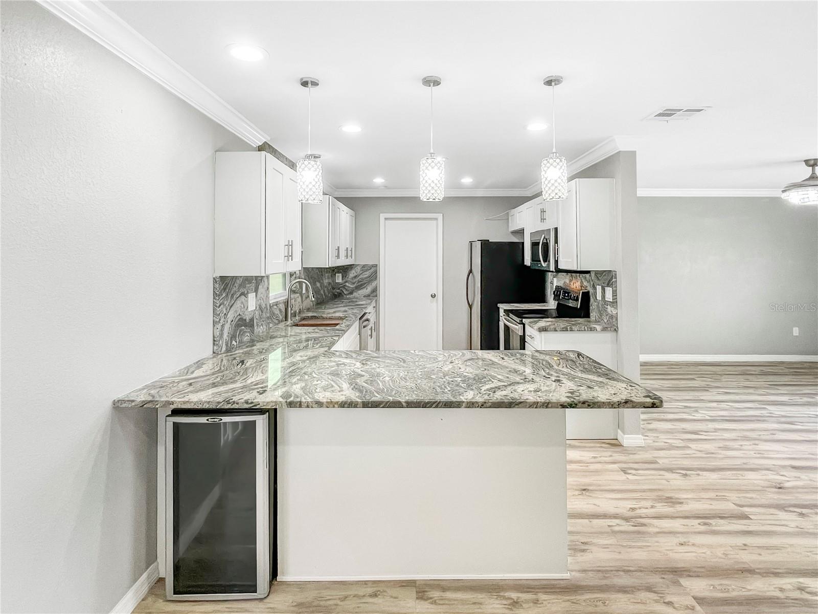 Image 9 of 25 For 3342 Avanti Circle
