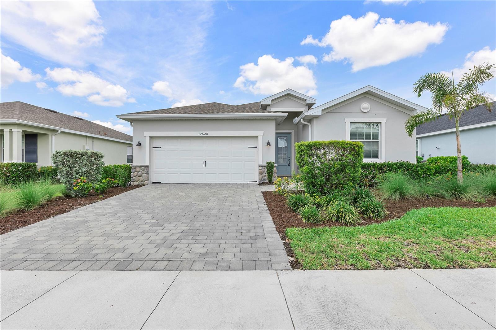 Image 3 of 74 For 17620 Winding Wood Lane