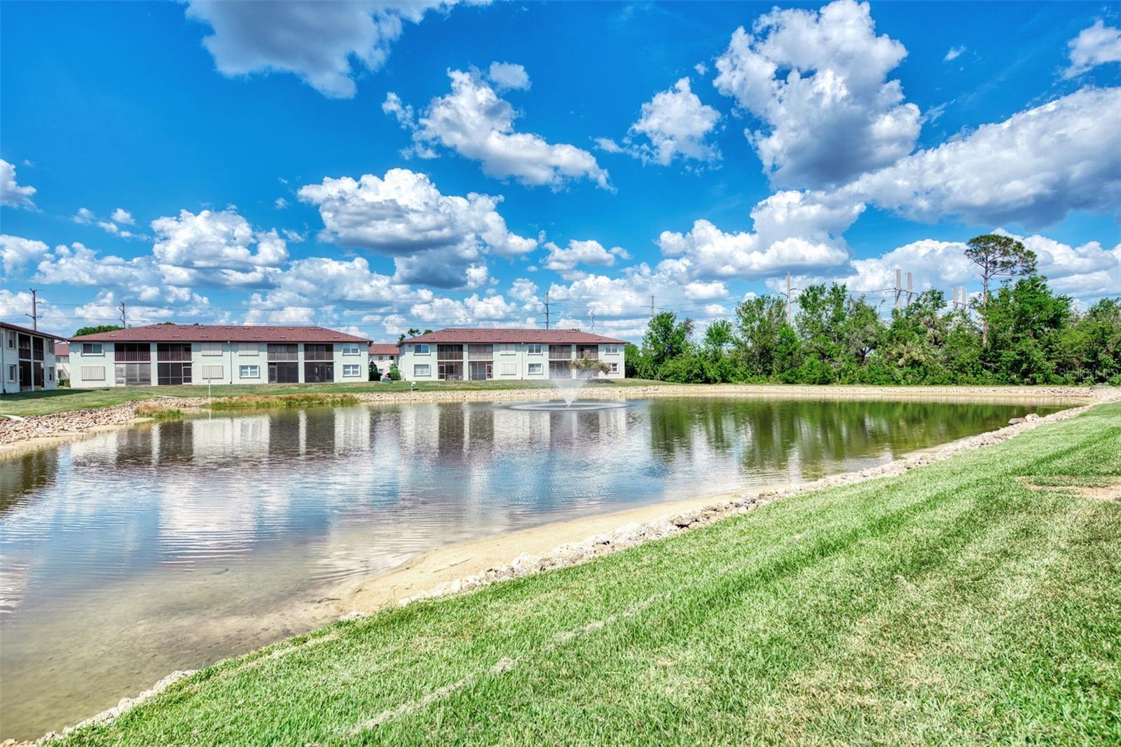 Image 28 of 45 For 25100 Sandhill Boulevard F-203