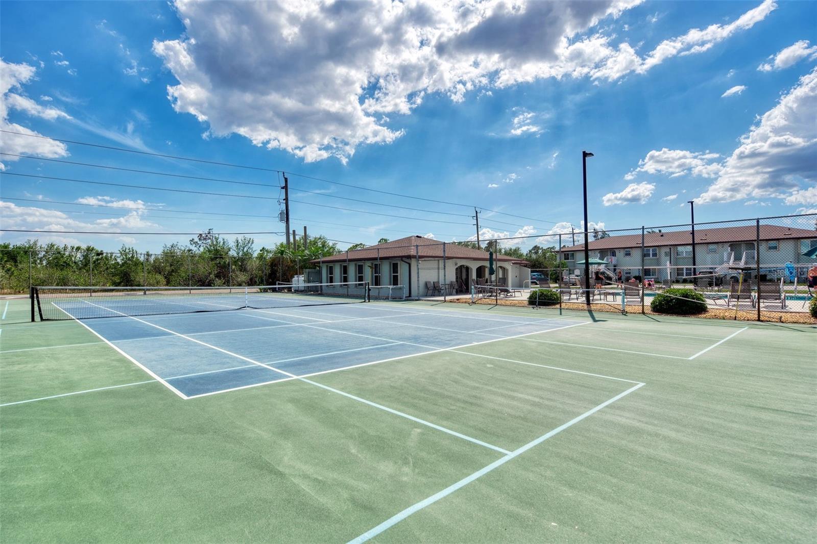 Image 35 of 45 For 25100 Sandhill Boulevard F-203