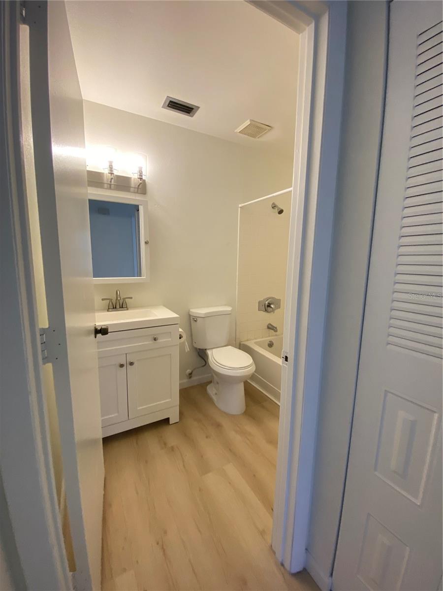 Image 16 of 22 For 5370 Maccaughey Drive