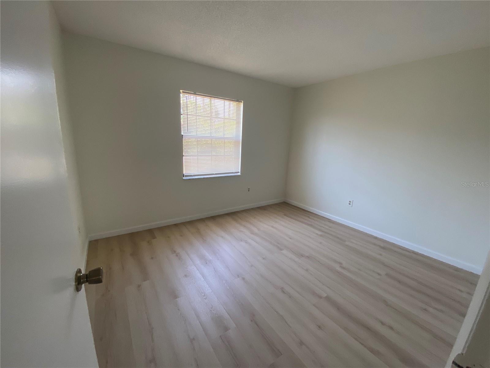 Image 17 of 22 For 5370 Maccaughey Drive