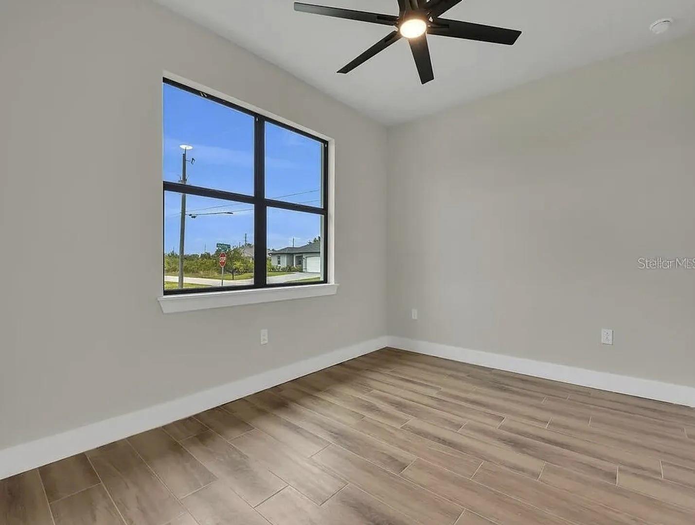Image 17 of 26 For 13575 Abutilon Lane