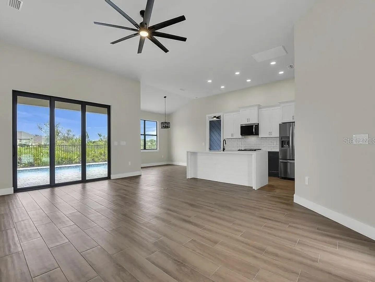 Image 2 of 26 For 13575 Abutilon Lane