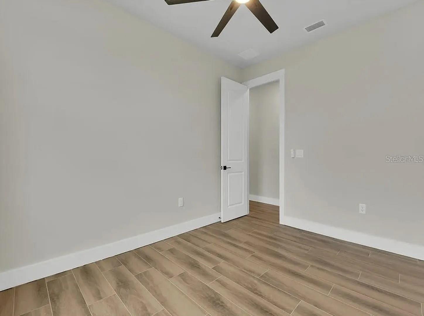 Image 21 of 26 For 13575 Abutilon Lane