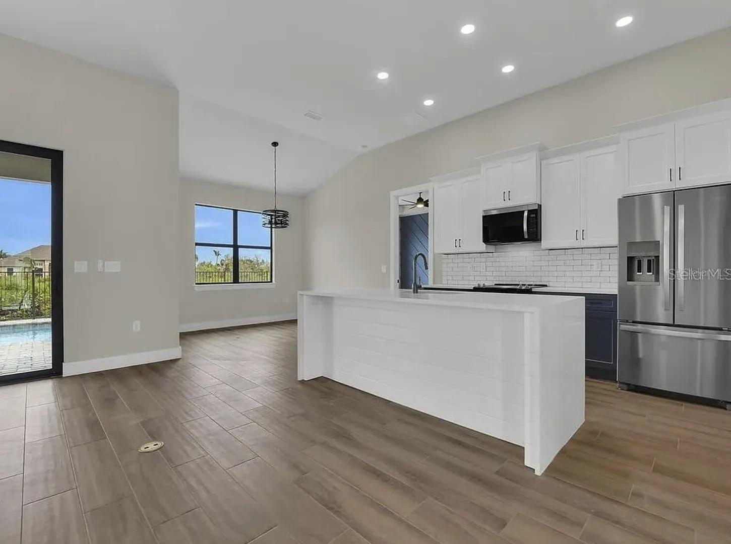 Image 3 of 26 For 13575 Abutilon Lane