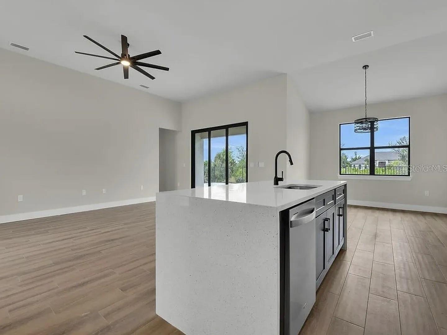 Image 7 of 26 For 13575 Abutilon Lane