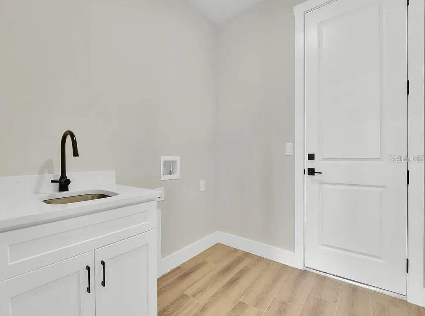 Image 9 of 26 For 13575 Abutilon Lane