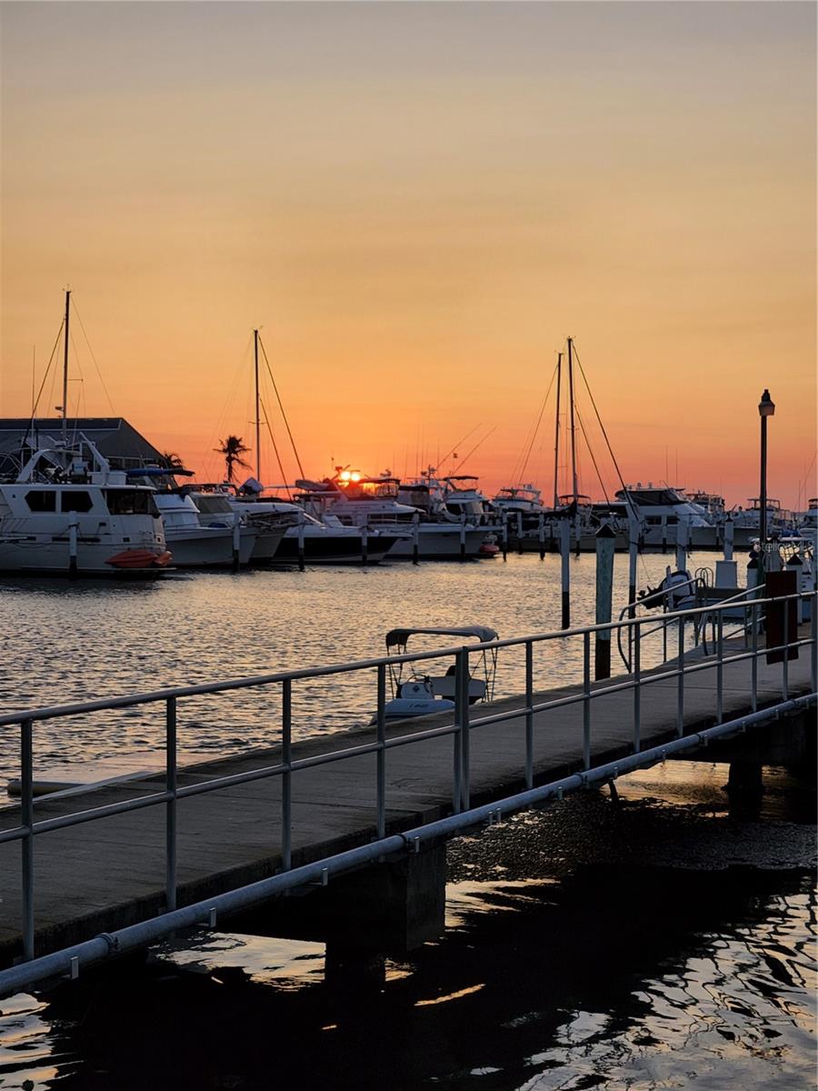Image 29 of 30 For 200 Harbor Walk Drive 251