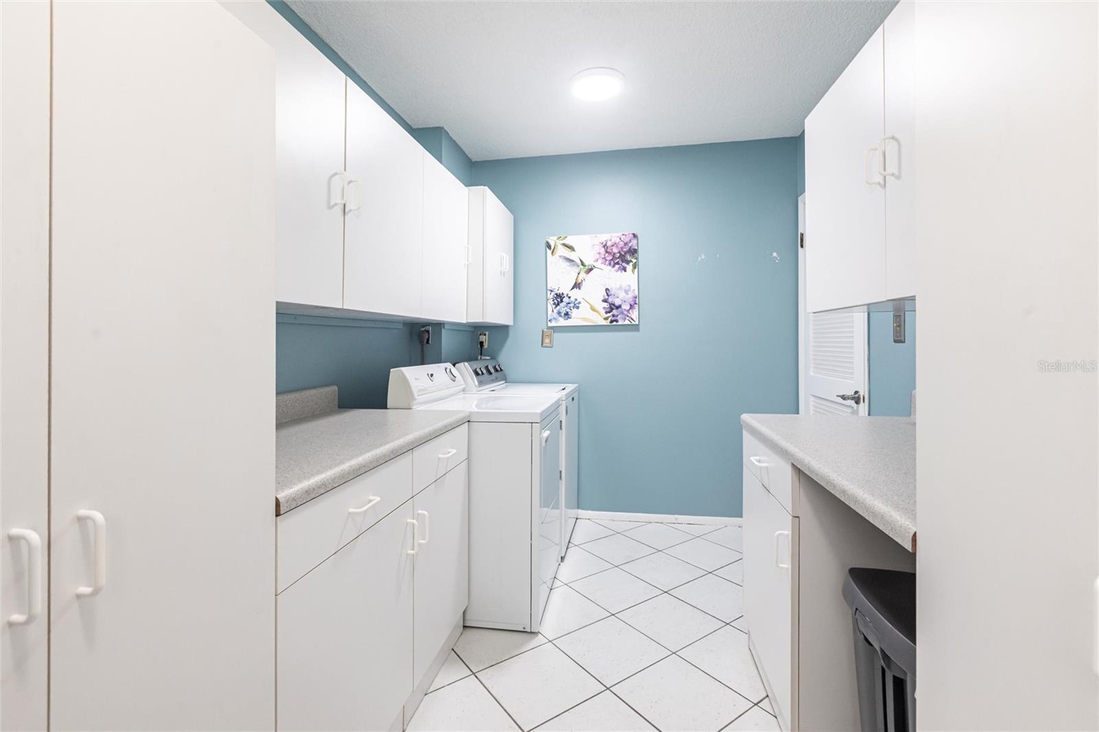 Image 16 of 30 For 6070 80th Street N 215
