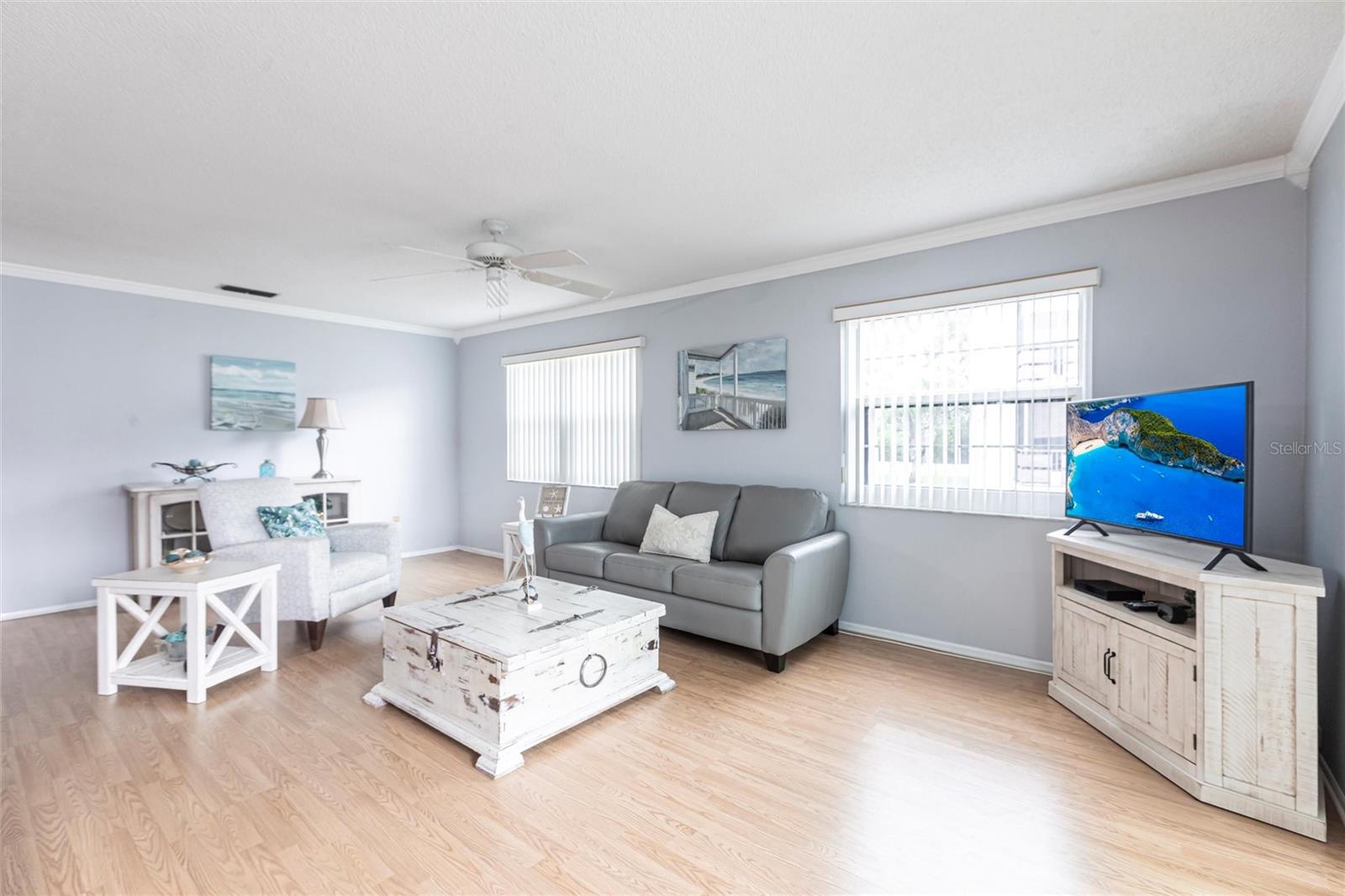 Image 5 of 30 For 6070 80th Street N 215