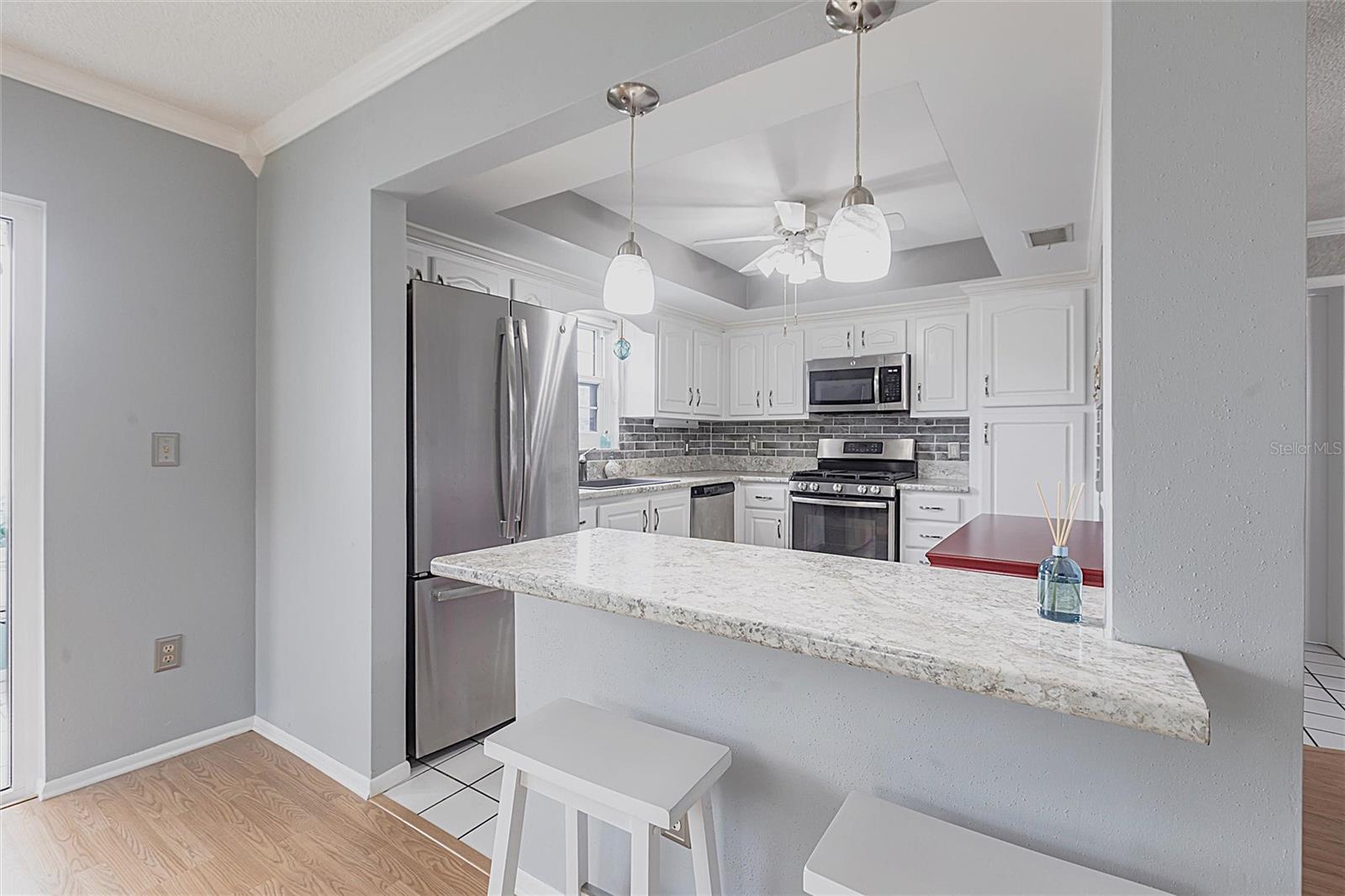 Image 7 of 30 For 6070 80th Street N 215
