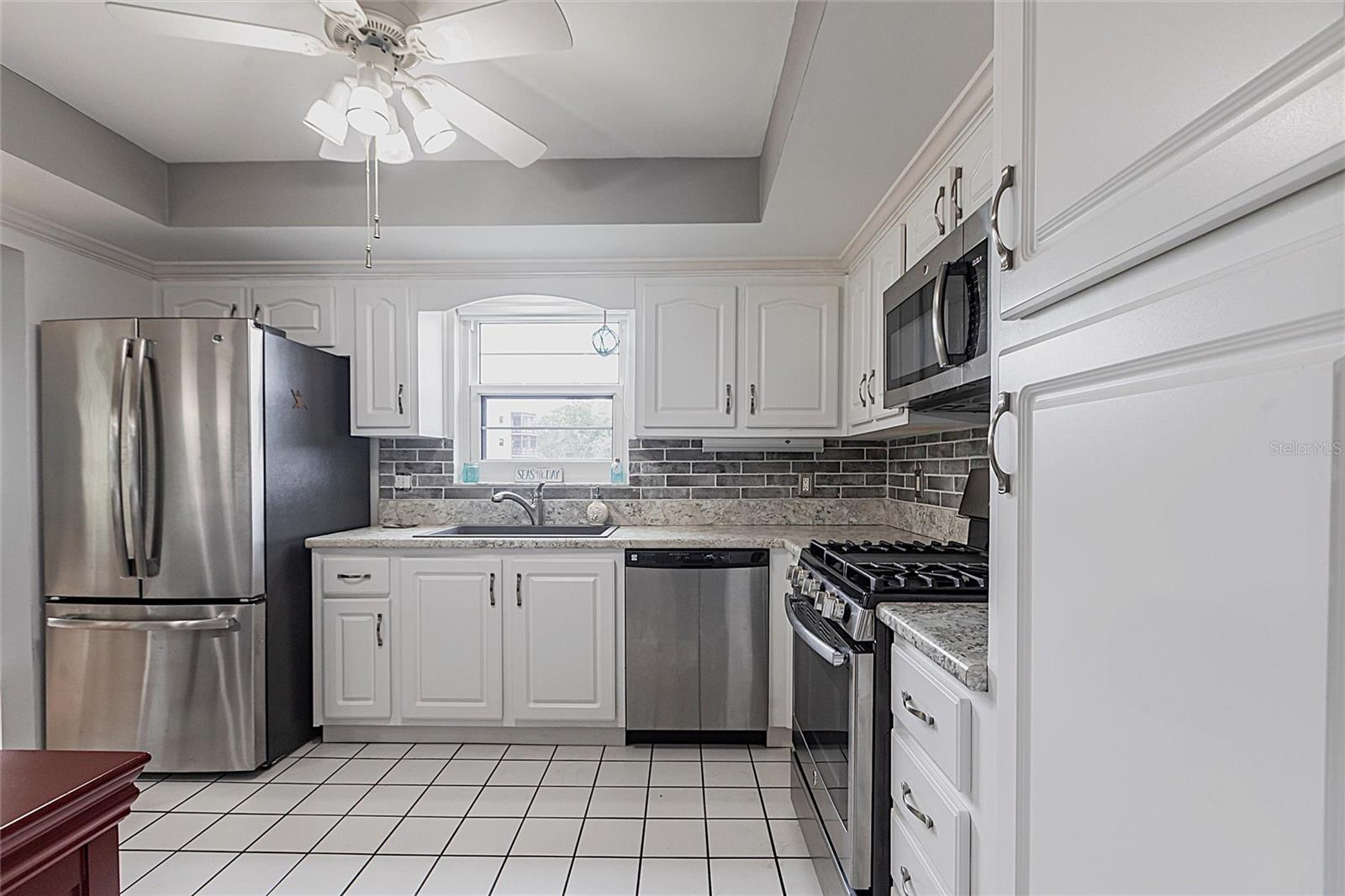 Image 8 of 30 For 6070 80th Street N 215