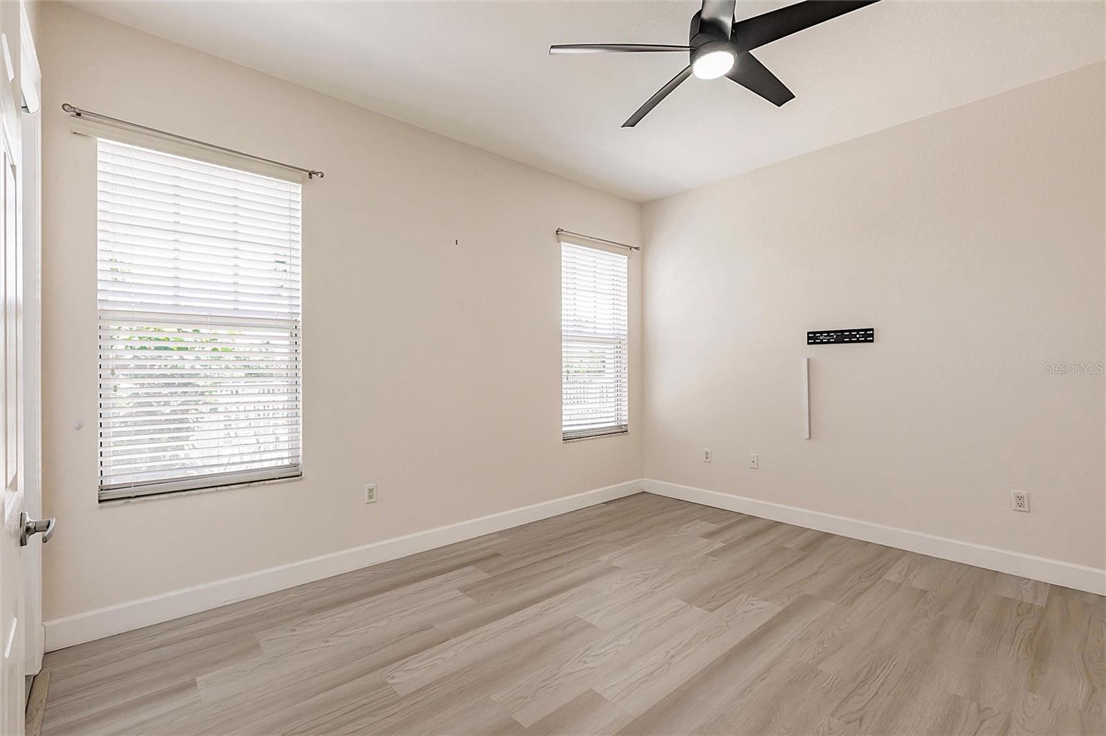 Image 13 of 36 For 16572 San Edmundo Road 111