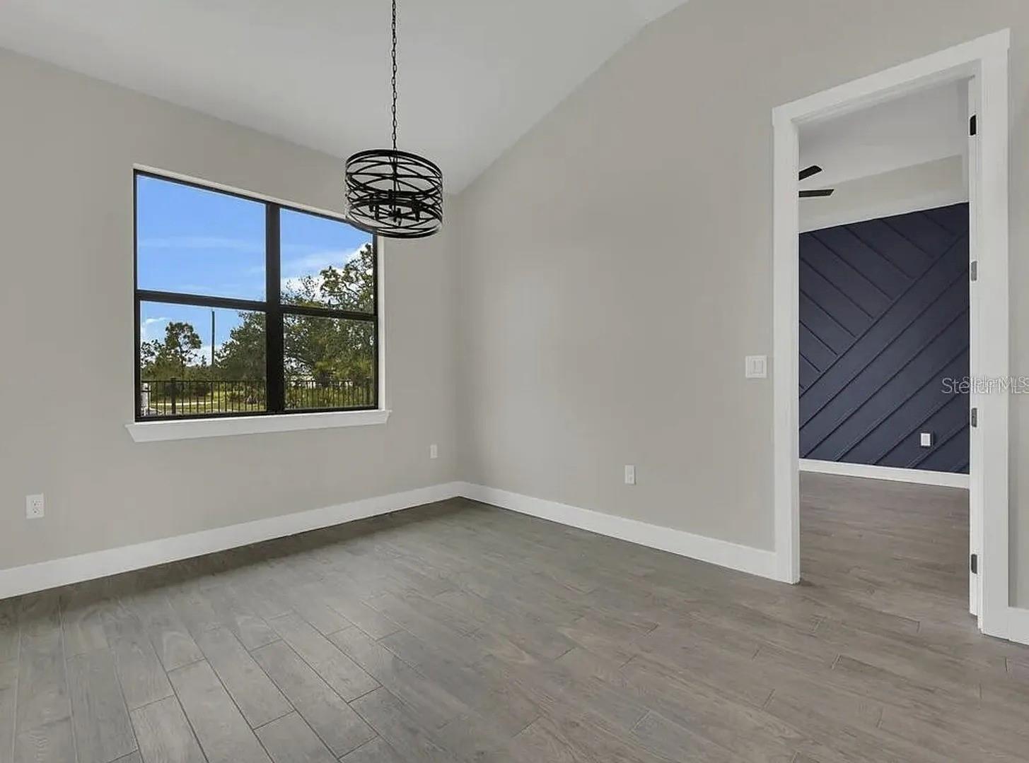 Image 14 of 28 For 9307 Cyclamen Street