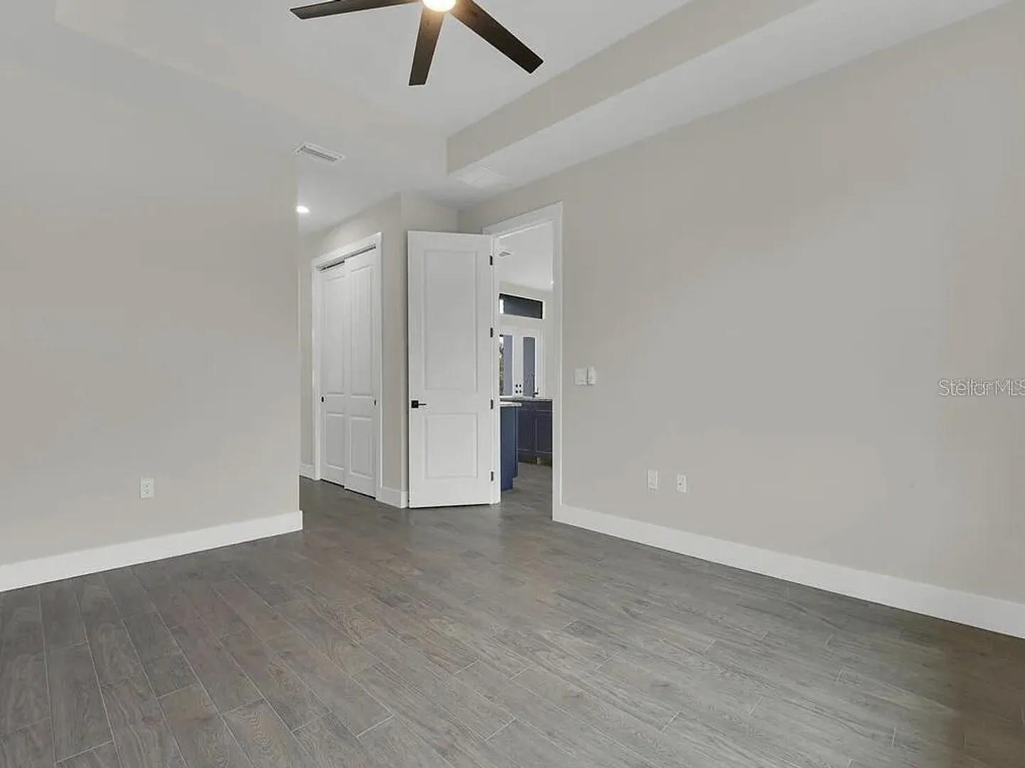 Image 16 of 28 For 9307 Cyclamen Street
