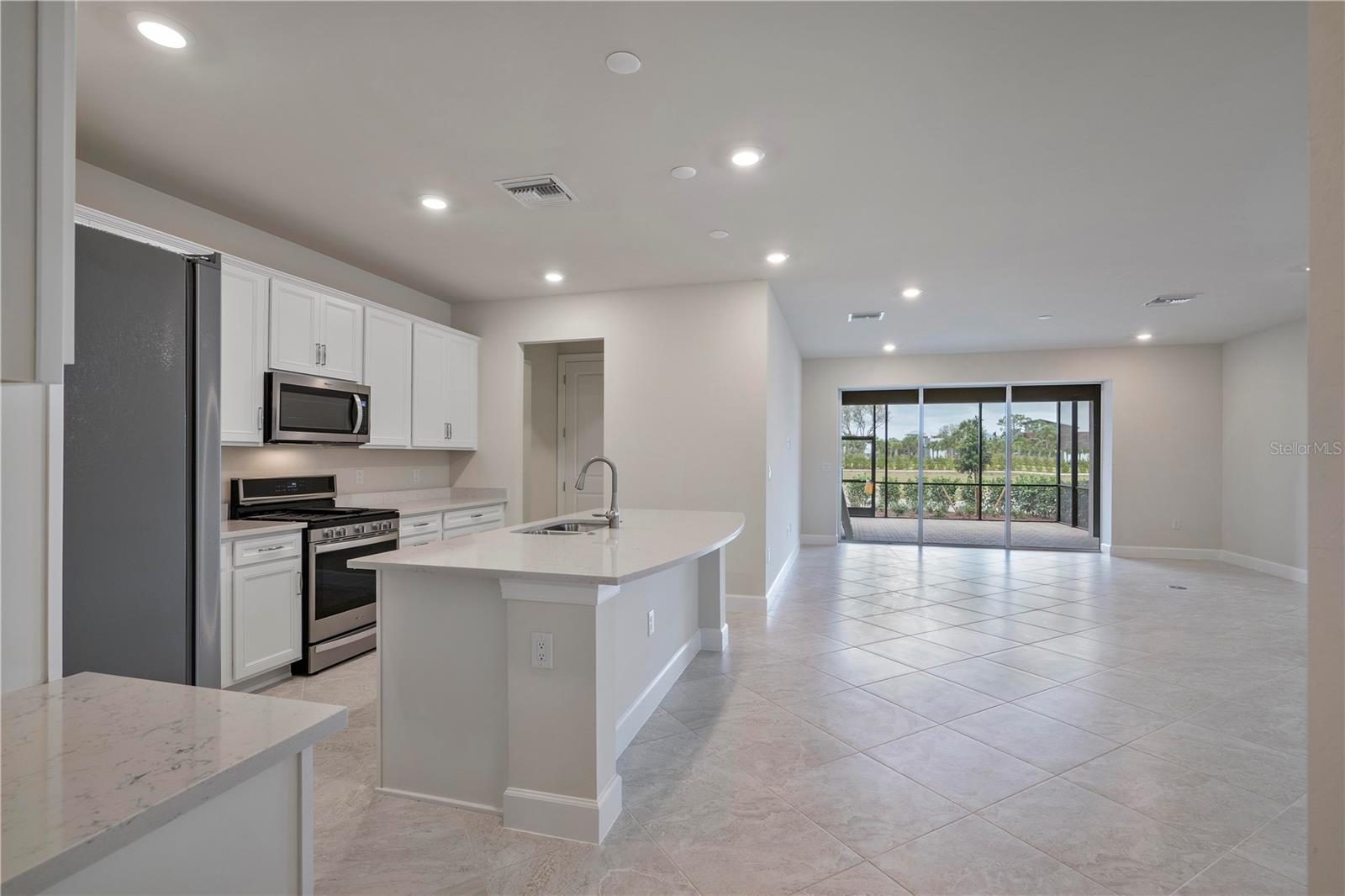 Image 20 of 48 For 17017 Pine Lily Lane
