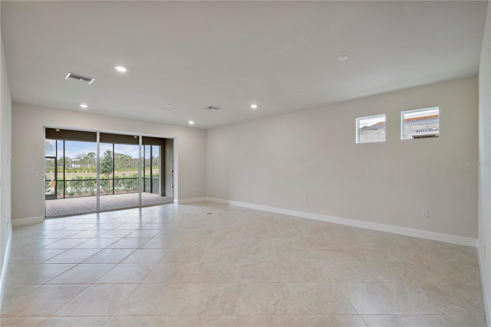 Image 22 of 48 For 17017 Pine Lily Lane