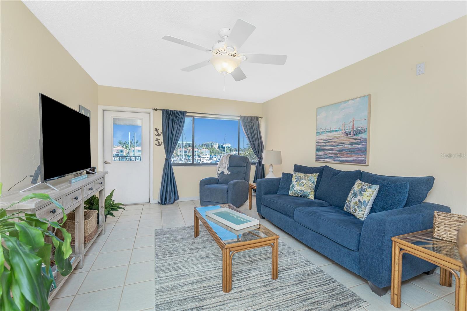 Image 9 of 42 For 3160 Matecumbe Key Road 238
