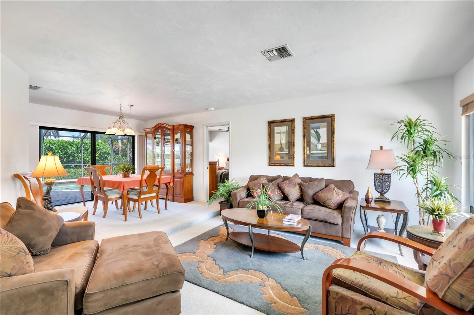 Image 17 of 42 For 5240 Fairfield Drive
