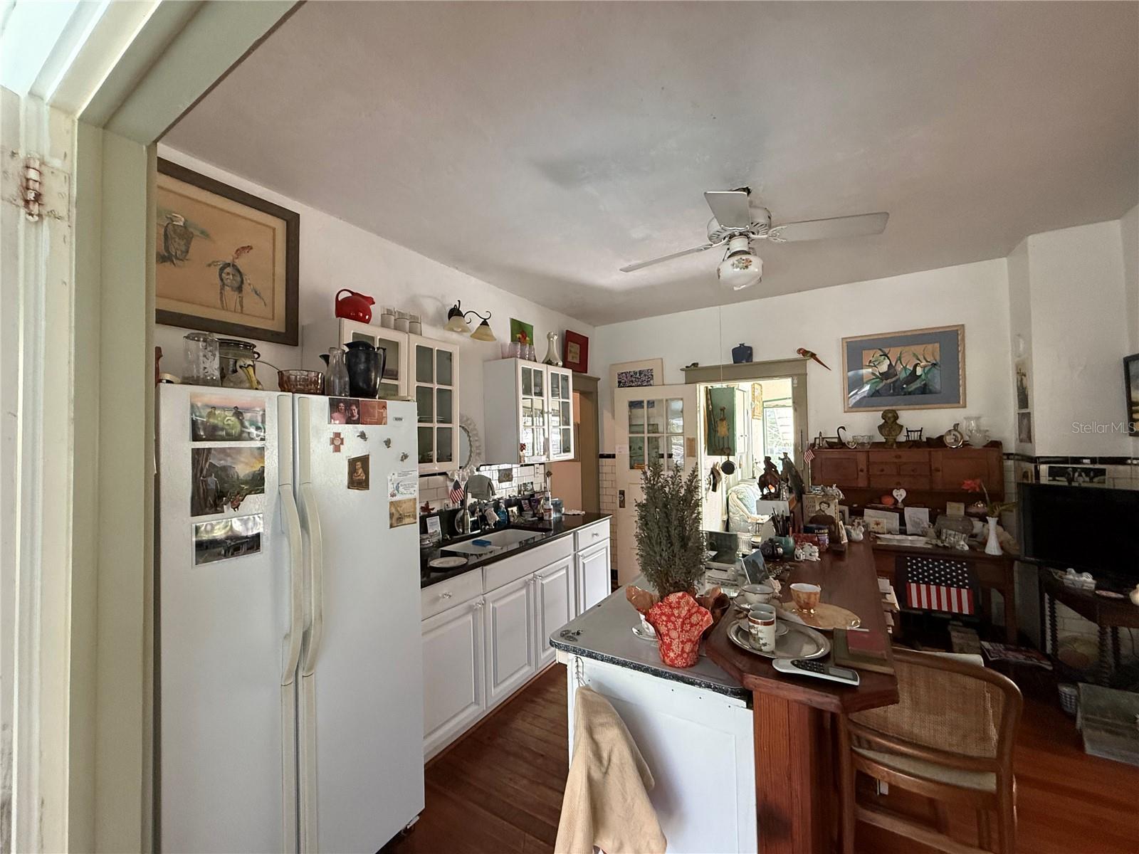 Image 10 of 31 For 1412 Winkler Avenue